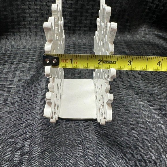 Crate & Barrel Snowflake Napkin holder and 2 trivets/pot holders - Picture 8 of 9